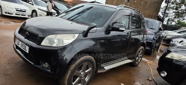 Toyota Rush 2012 Black
