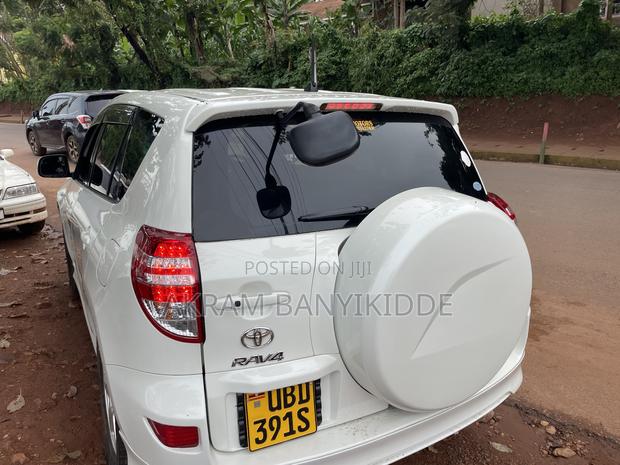 Toyota RAV4 2008 White