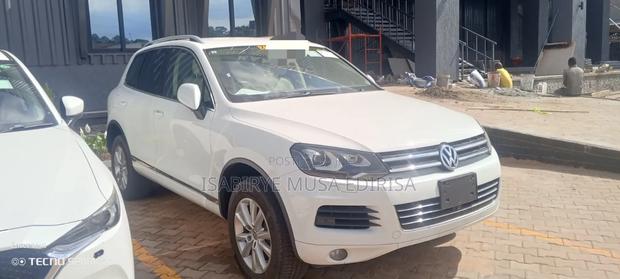 Volkswagen Tiguan R-Line 4dr SUV (2.0L 4cyl Turbo 6A) 2014 White