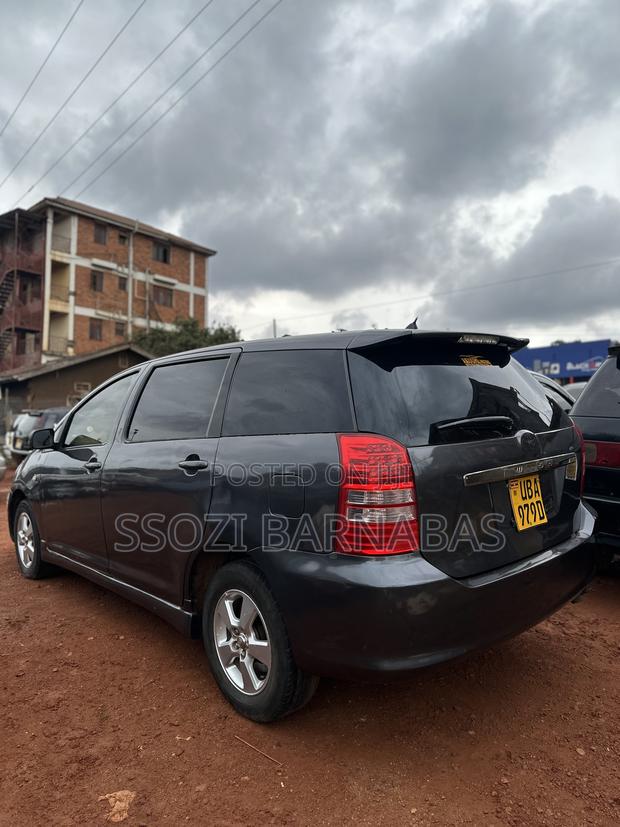 Toyota Wish 2003 Gray