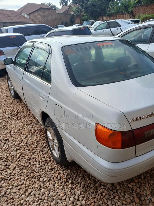 Toyota Premio 1.8 AWD 2010 Gray