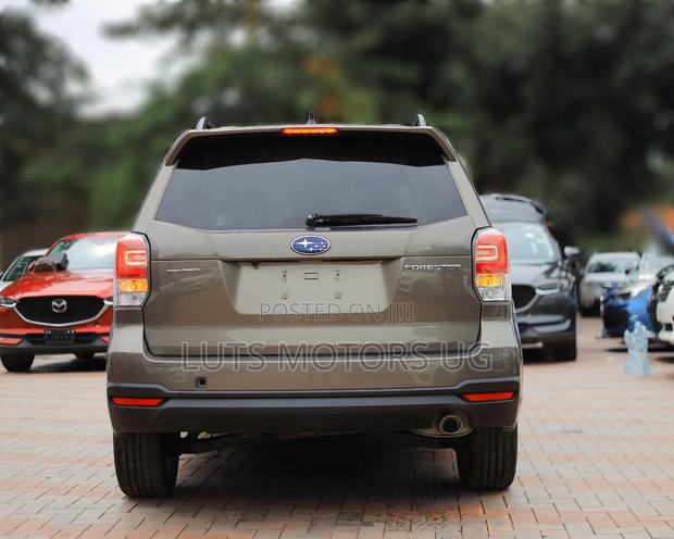 Subaru Forester 2018 Gold