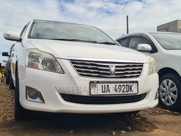 Toyota Premio 2012 White