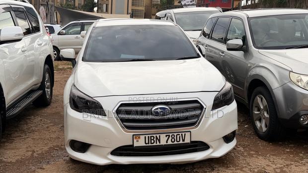 Subaru Legacy 2015 Off white