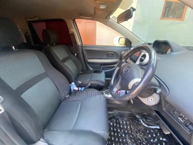 Toyota IST 2006 Blue