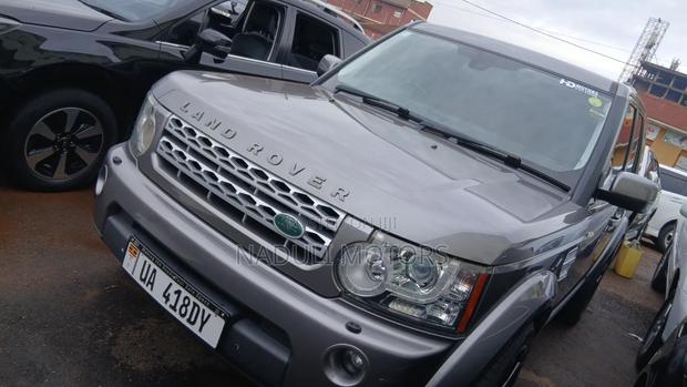 Land Rover Discovery 2012 Gray