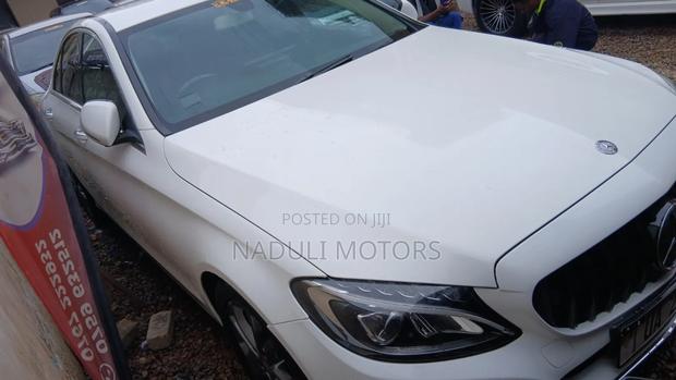 Mercedes-Benz C180 2018 White