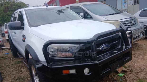 Ford Ranger Wildtrak 2012 White