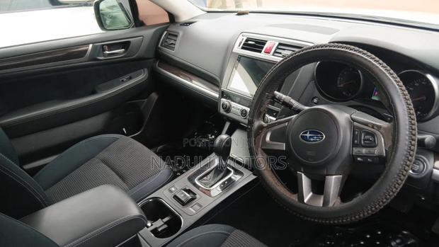 Subaru Legacy 2014 White
