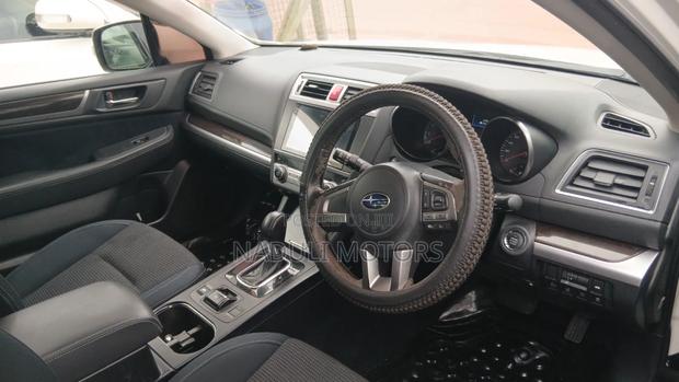 Subaru Legacy 2014 White