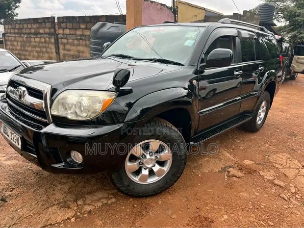 Toyota Hilux Surf 2008 Black