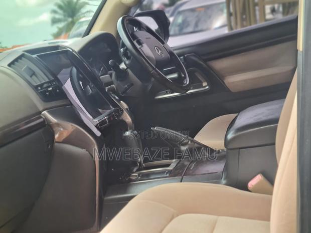 Toyota Land Cruiser 2015 White