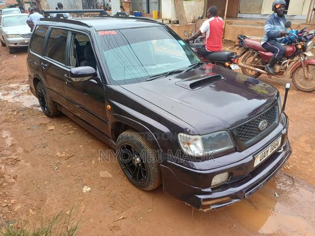 Subaru Forester Automatic 2000 Black