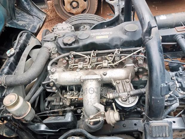 Mitsubishi Canter 1993 Blue