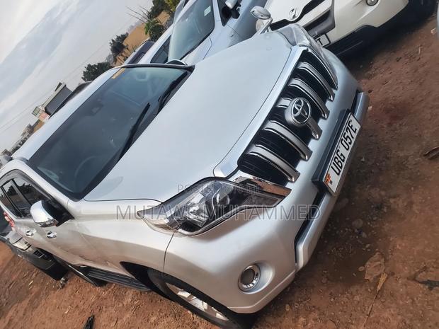 Toyota Land Cruiser Prado 2014 Silver