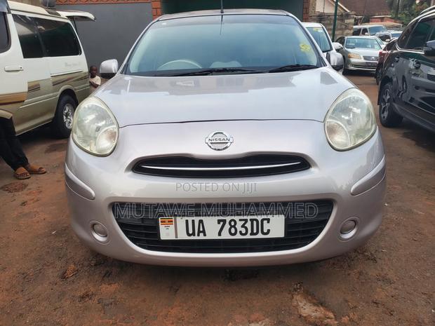 Nissan March 2010 Silver
