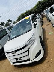 Toyota Noah 2.0 FWD (8 Seater) 2017 White for sale