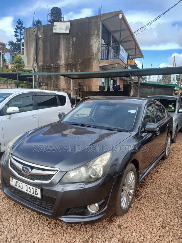 Subaru Legacy 2.5i Limited 2013 Blue