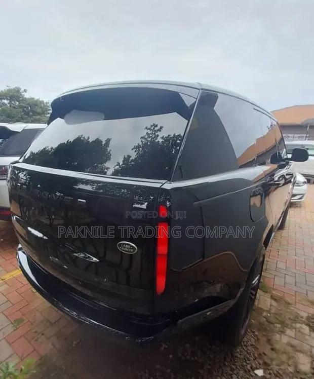 Land Rover Range Rover 2023 Black