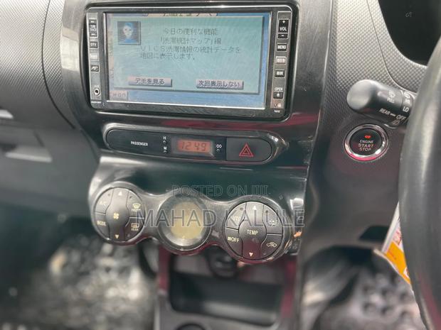 Toyota IST 2009 Silver