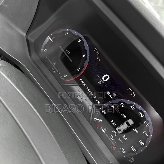 Toyota Hilux 2025 Gray