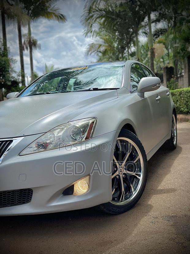 Lexus IS 2011 Gray