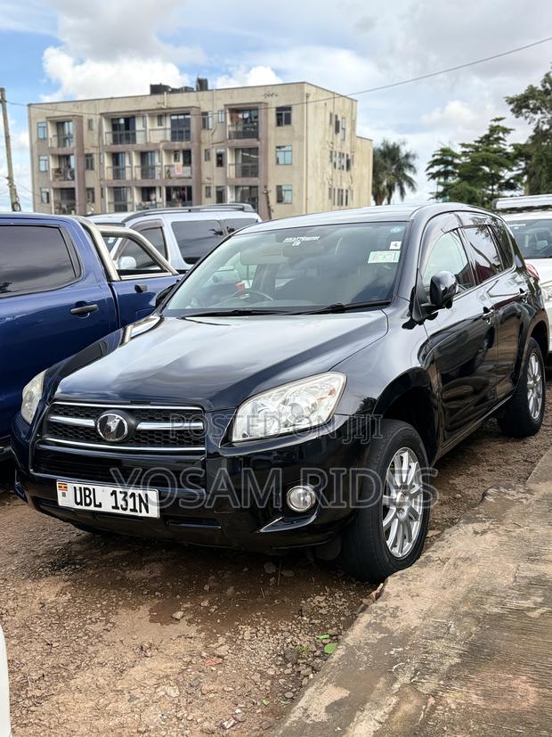 Toyota RAV4 2.4 2008 Black