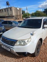 Subaru Forester 2.5X Automatic 2010 White for sale