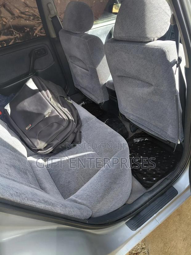 Nissan Primera 2000 Silver