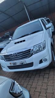 Toyota Hilux 2015 White for sale