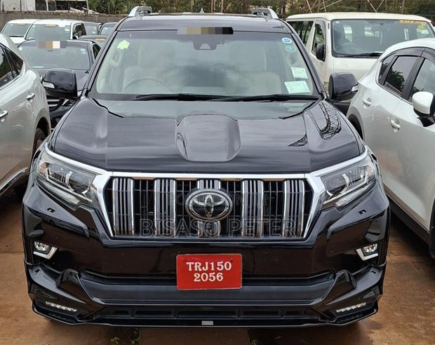 Toyota Land Cruiser Prado 2.7 2017 Black
