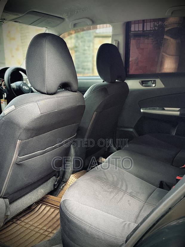 Subaru Forester 2010 Black