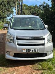 Toyota Noah 2008 Silver for sale