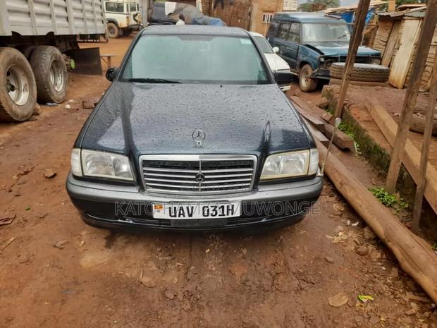 Mercedes-Benz C200 1999 Blue
