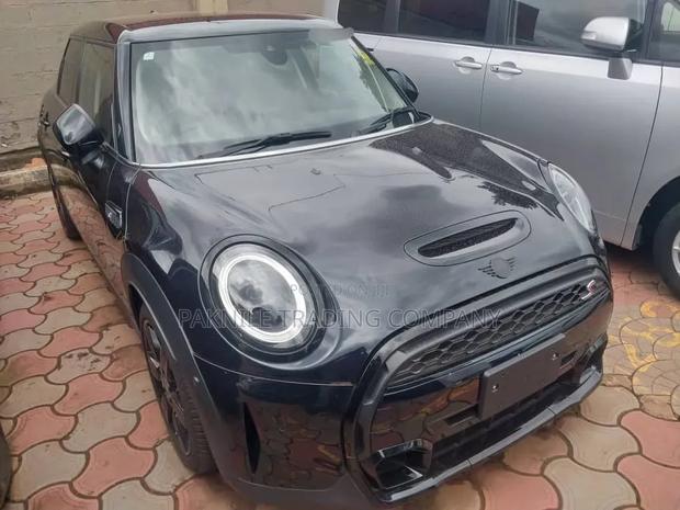 Mini Cooper 2023 Black