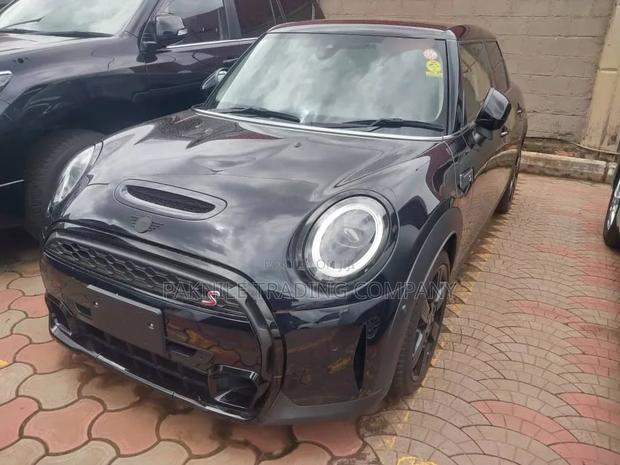 Mini Cooper 2023 Black