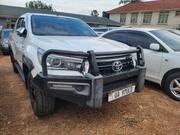 Toyota Hilux 2020 White for sale