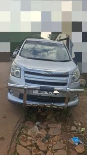 Toyota Noah 2010 Silver for sale