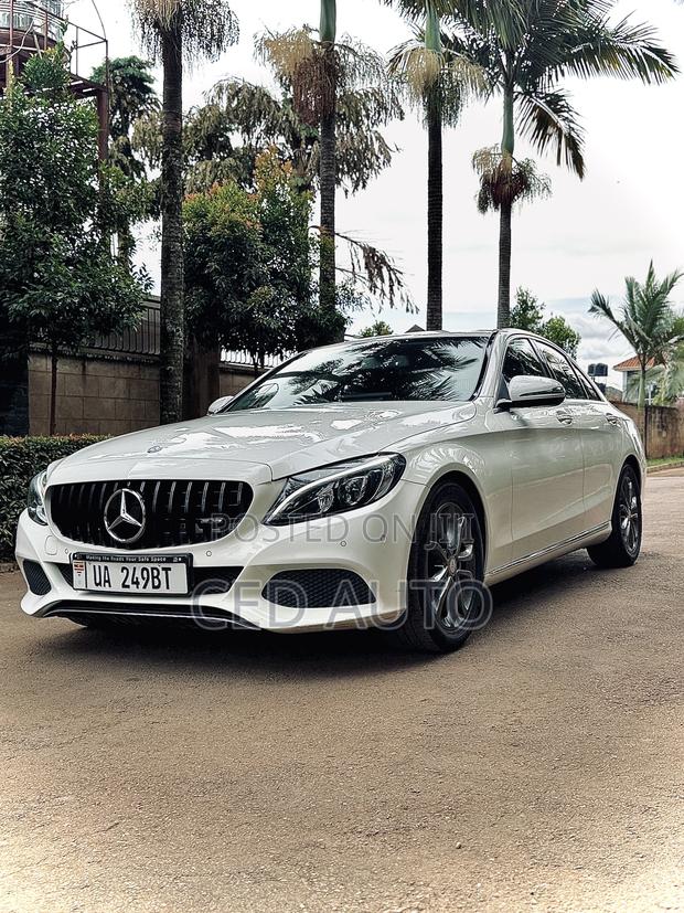 Mercedes-Benz C180 2016 White