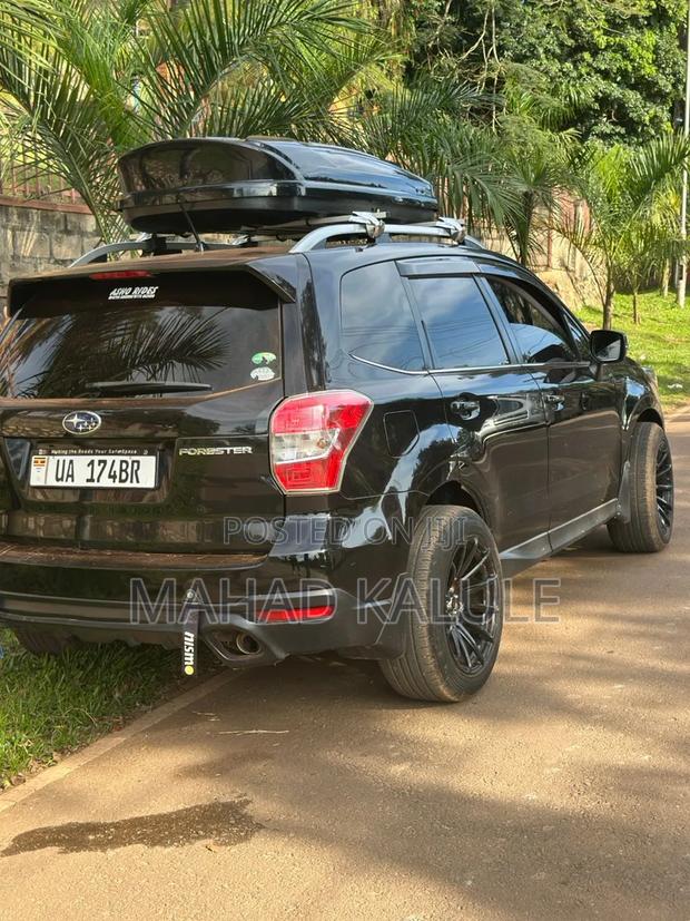 Subaru Forester 2015 Black
