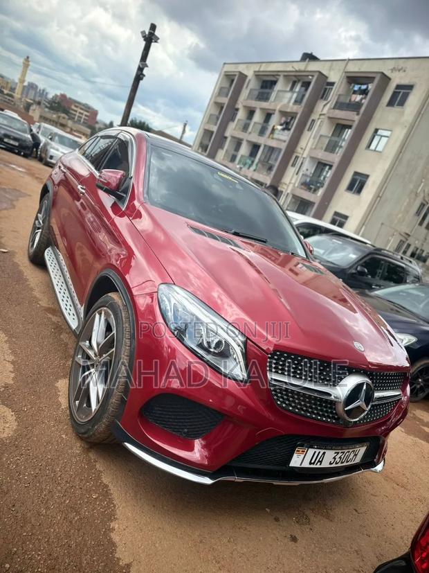 Mercedes-Benz GLE-Class 2018 Maroon