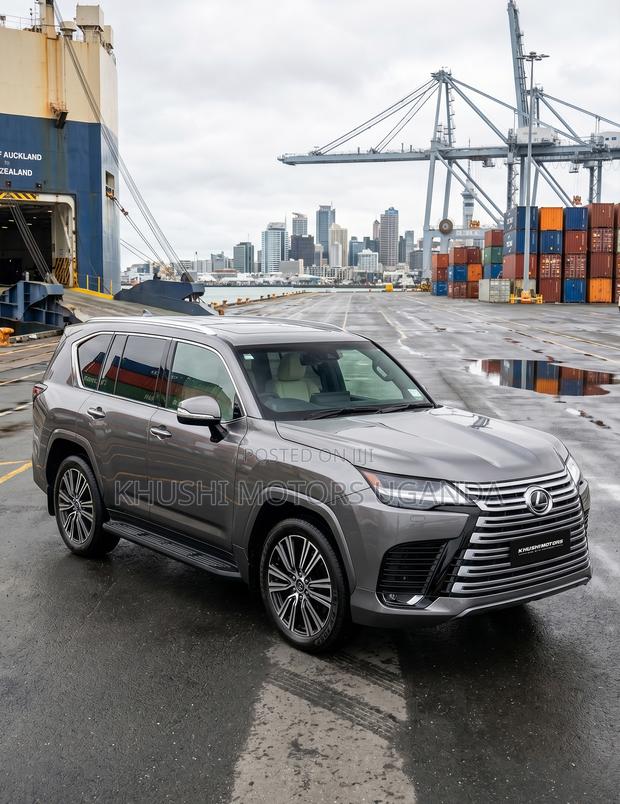 Lexus LX 500d 2023 Gray