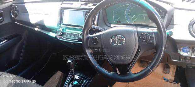 Toyota Corolla Fielder 1.5 Hybrid FWD 2016 Black