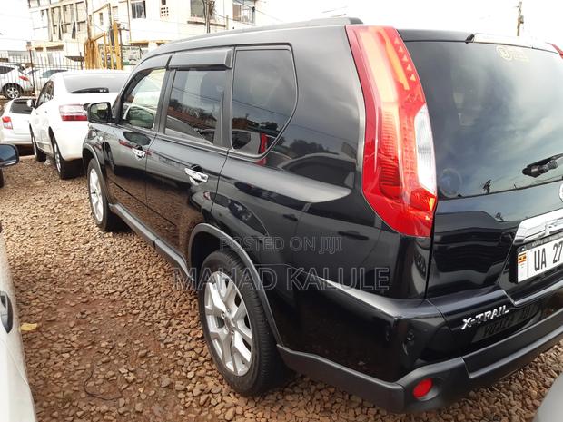 Nissan X-Trail 2011 Black