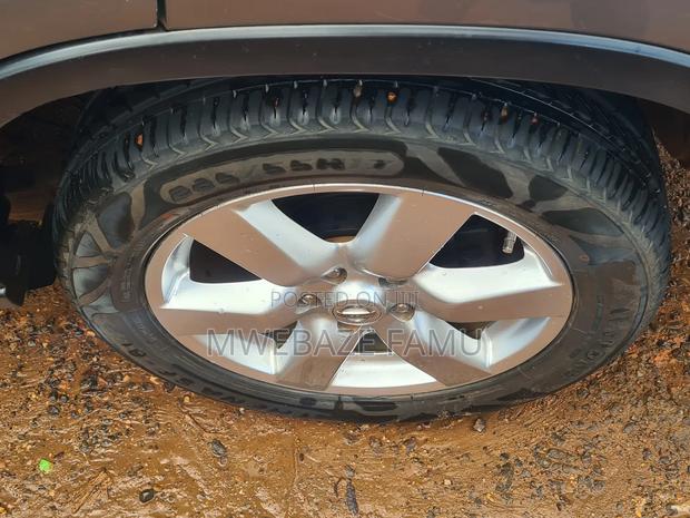 Nissan X-Trail 2010 Silver