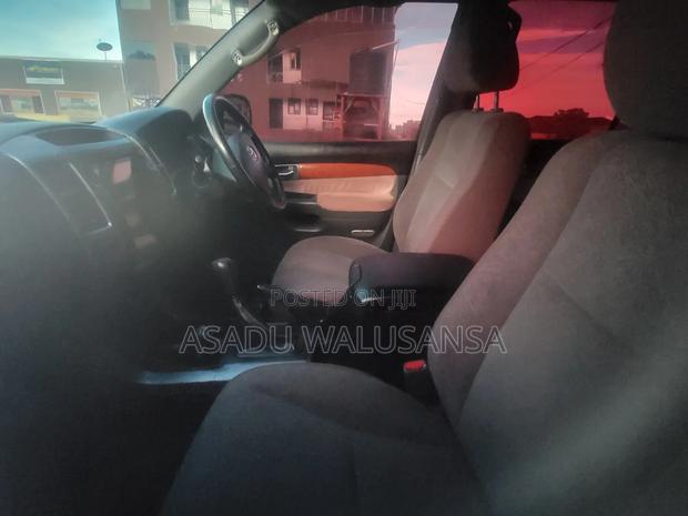 Toyota Land Cruiser Prado 2010 Black