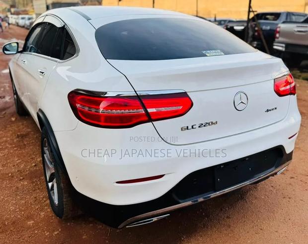 Mercedes-Benz GLC-Class 2017 White