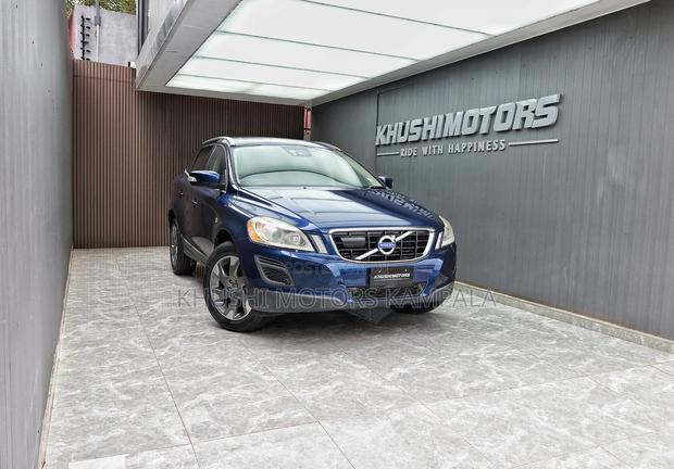 Volvo XC60 2012 Blue