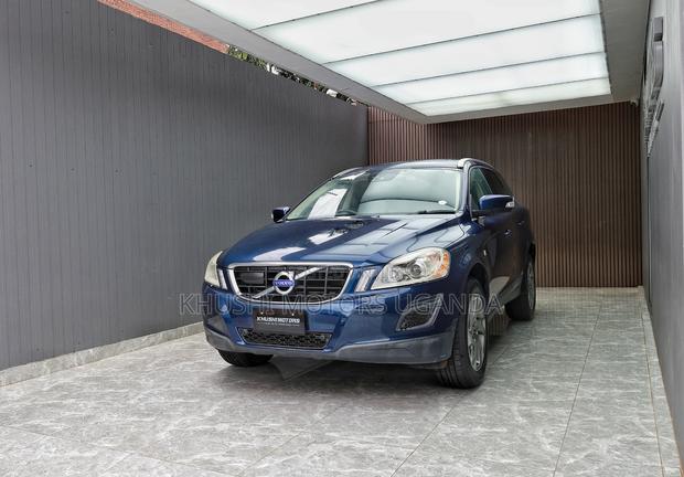 Volvo XC60 2012 Blue