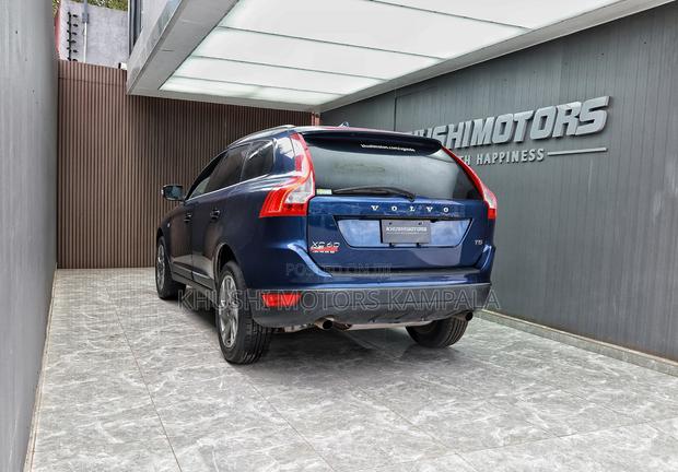 Volvo XC60 2012 Blue